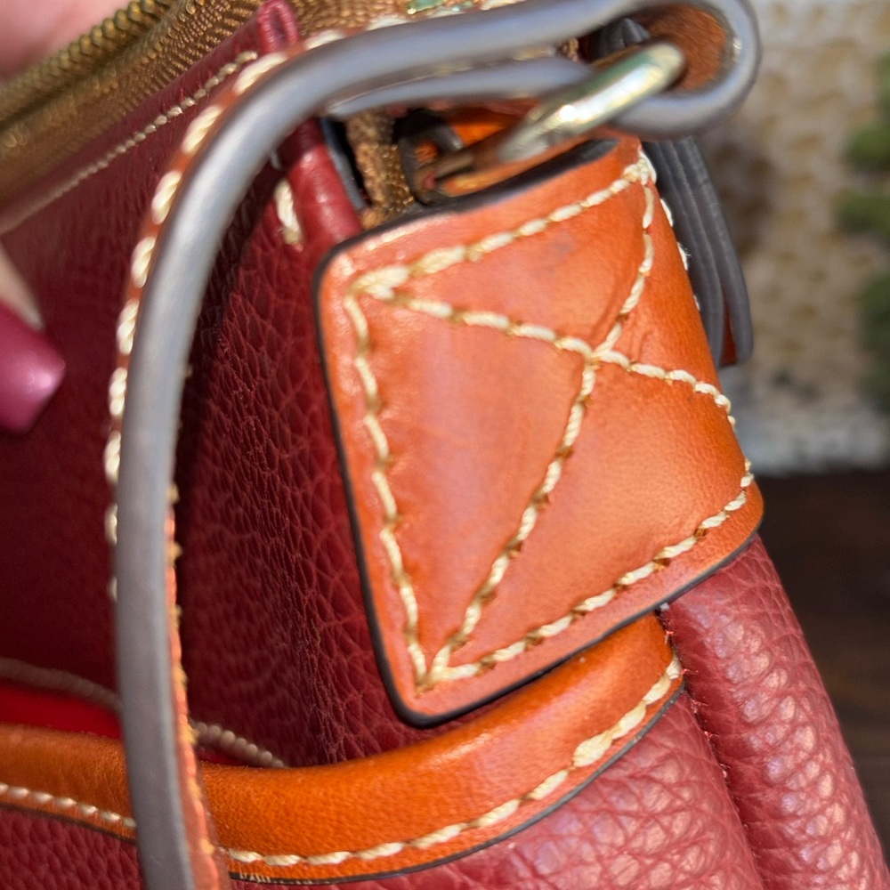 Dooney & Bourke Wine Leather Crossbody Bag perfect condition - Picture 6 of 11